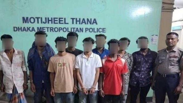 মতিঝিলে পুলিশের বিশেষ অভিযান, বিভিন্ন অপরাধে গ্রেপ্তার ৯